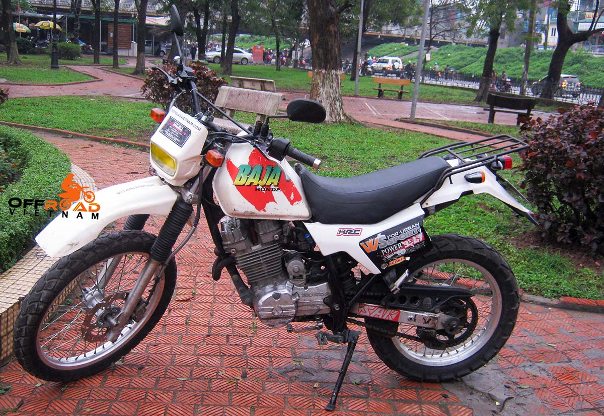 Hanoi Motorbike Rental - 250cc Motorcycles: Honda scrambled dirt bike Baja250 or VFR250?