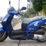 Honda @ 125cc 2002 for rent in Hanoi